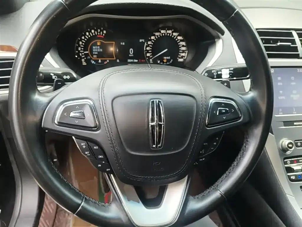 Lincoln MKZ 2020 2.0T Premium Edition — миниатюра 11