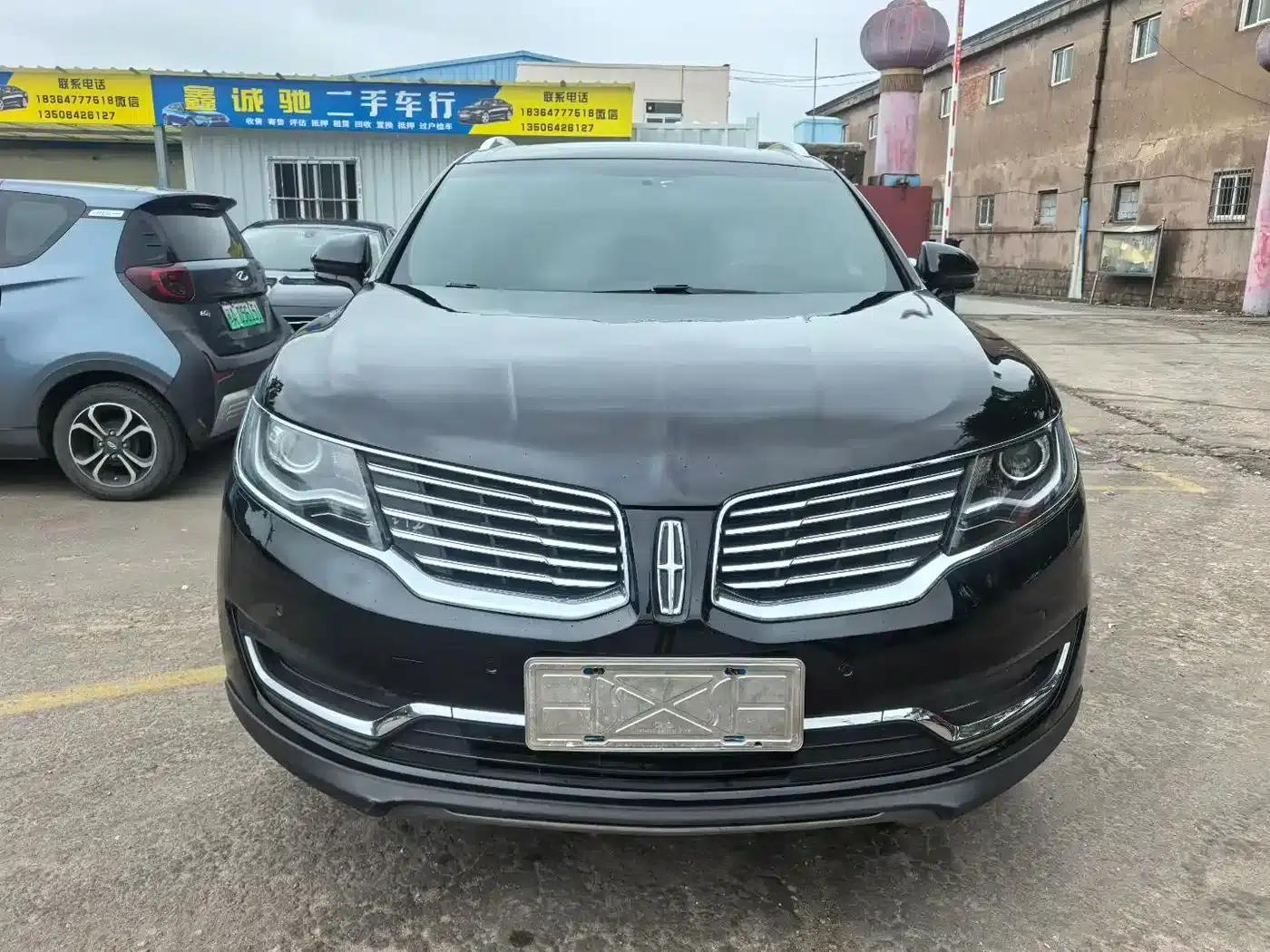 Lincoln MKX 2015 2.0T Two-Wheel Drive Premium Edition — миниатюра 2