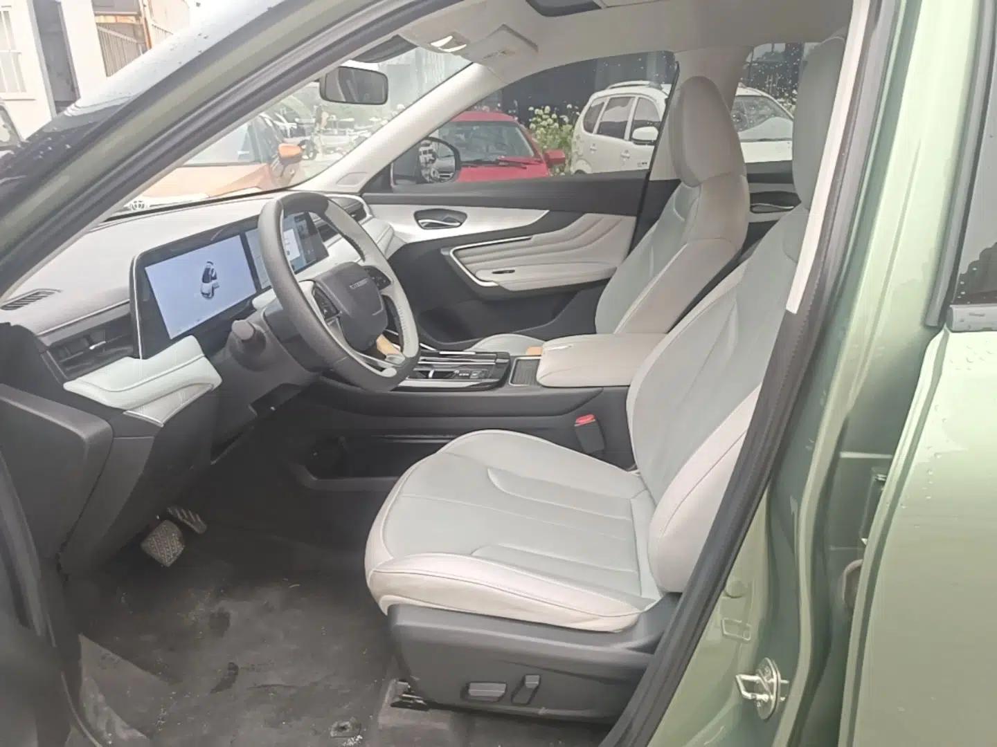 Venucia V DD-i 2023 110 km iE Version — миниатюра 18