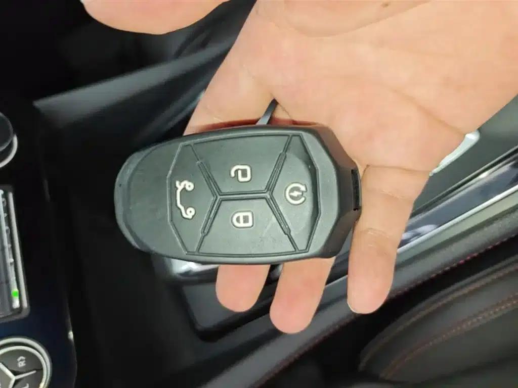 Lynk & Co 02 2019 1.5T DCT 2WD Pro Edition (China VI Emission Standard) — миниатюра 9