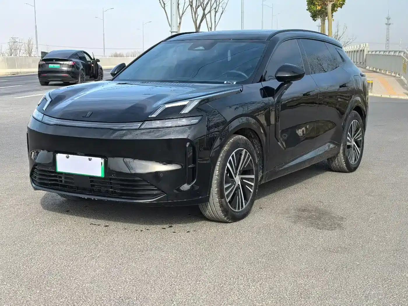 Lynk & Co 08 EM-P 2025 Model, 245km Ultra-Long Range Pro — миниатюра 1