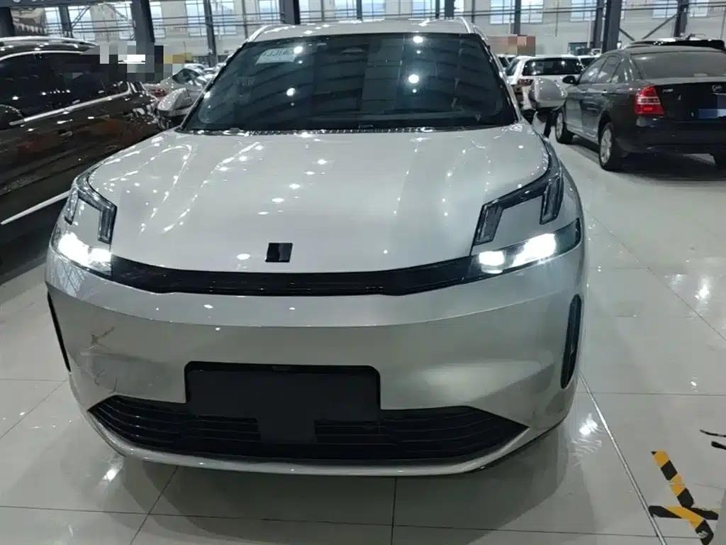 Lynk & Co 08 EM-P 2023 Model, 120km Long Range Halo — миниатюра 3