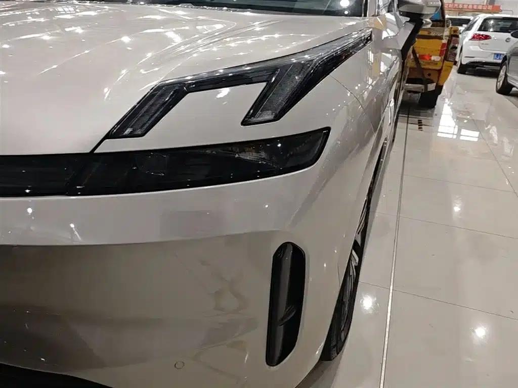 Lynk & Co 08 EM-P 2023 Model, 120km Long Range Halo — миниатюра 24