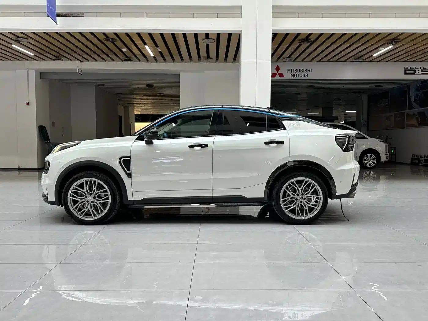 Lynk & Co 05 2020 2.0TD Two-Wheel Drive Halo — миниатюра 14