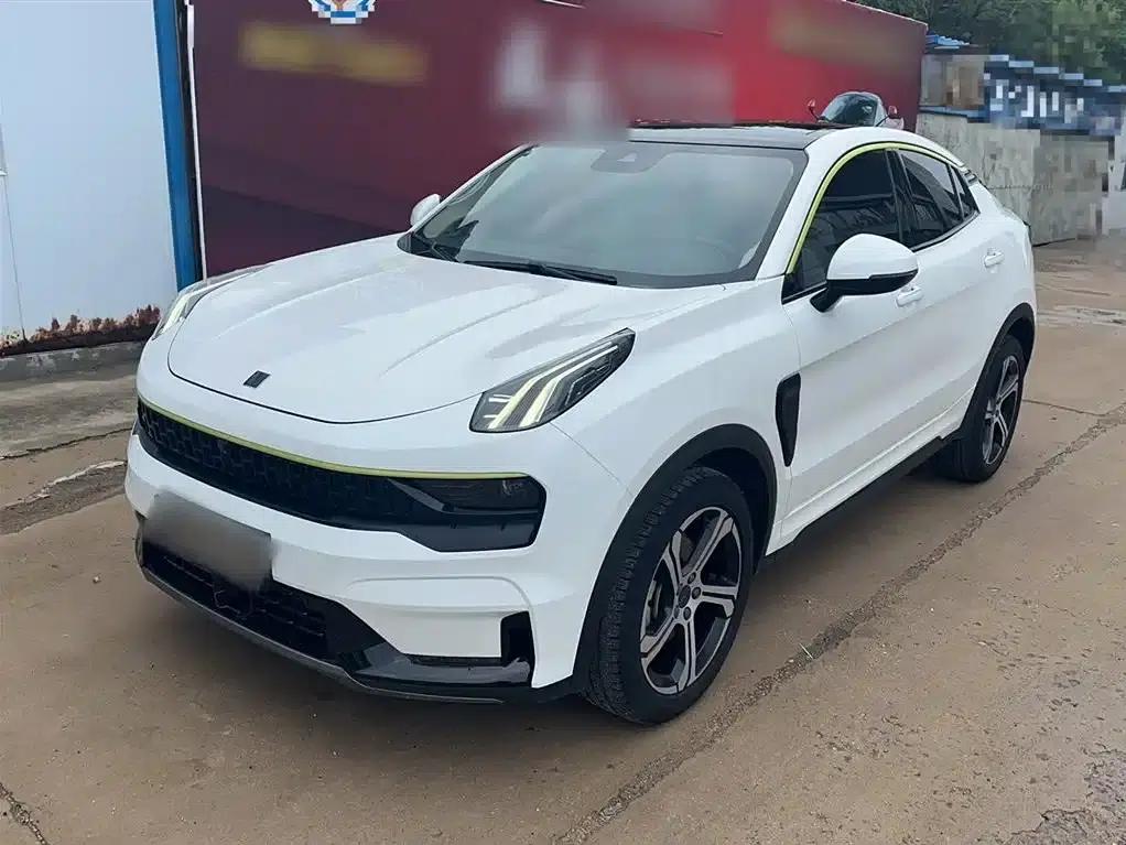 Lynk & Co 05 2020 2.0TD Two-Wheel Drive Plus — миниатюра 2