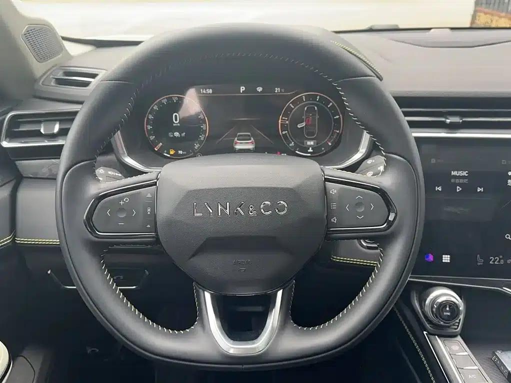 Lynk & Co 05 2020 2.0TD Two-Wheel Drive Plus — миниатюра 4