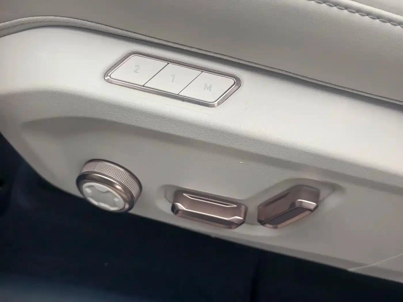 Lynk & Co 900 2025 2.0T Ultra 6-seater — миниатюра 11