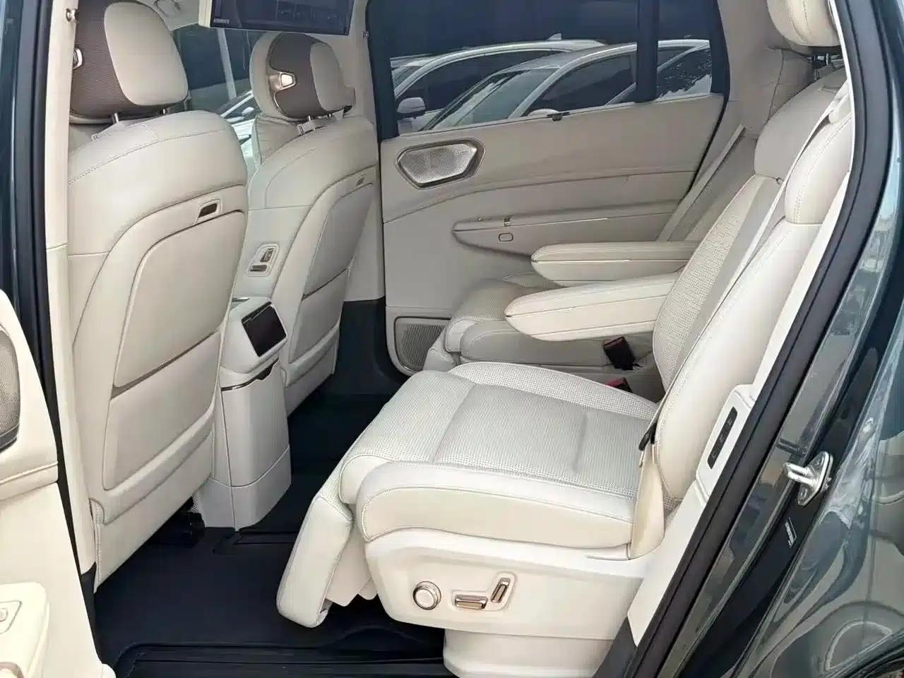 Lynk & Co 900 2025 2.0T Ultra 6-seater — миниатюра 8