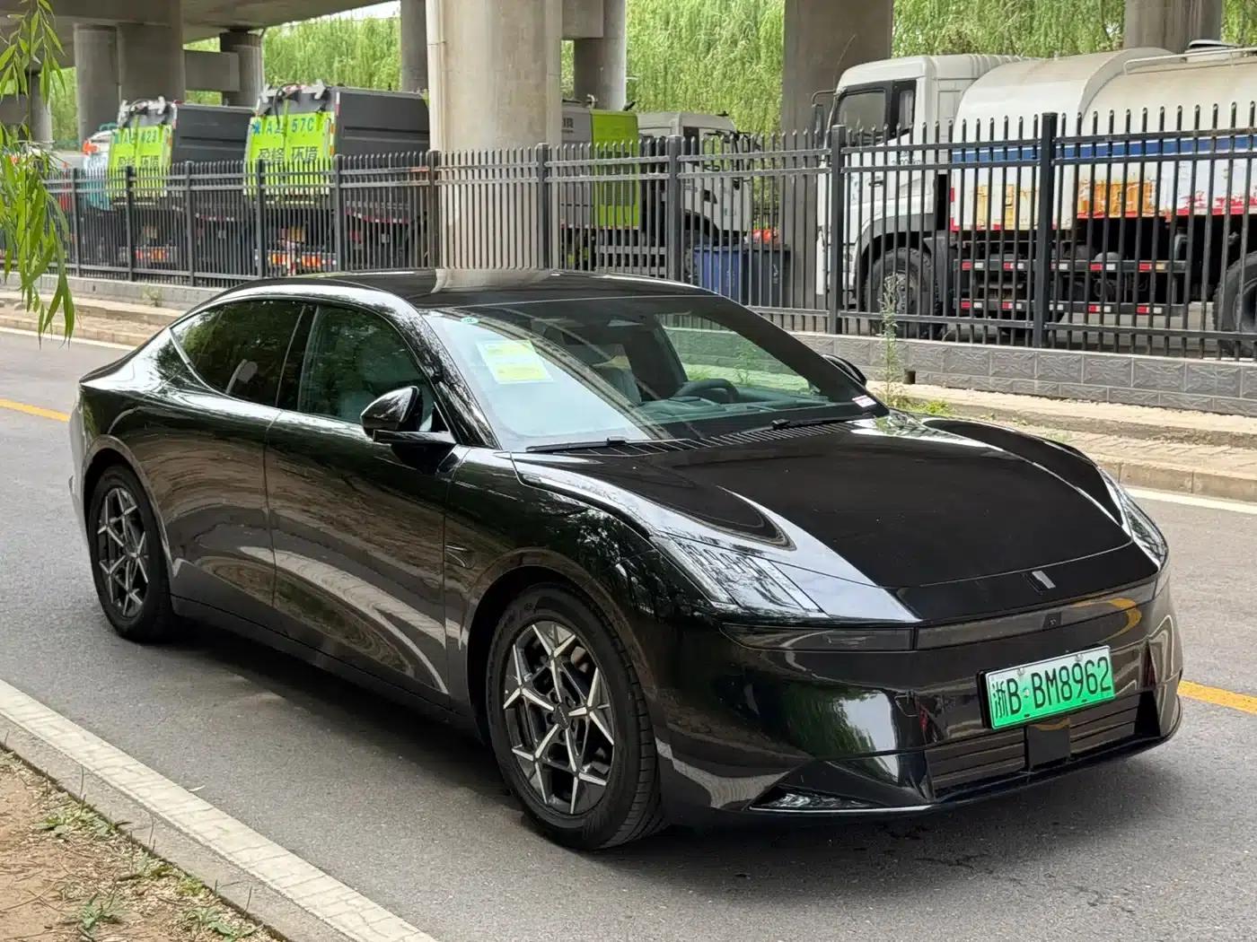 Lynk & Co Z10 2024 STARBUFF 95kWh 766km RWD — миниатюра 3