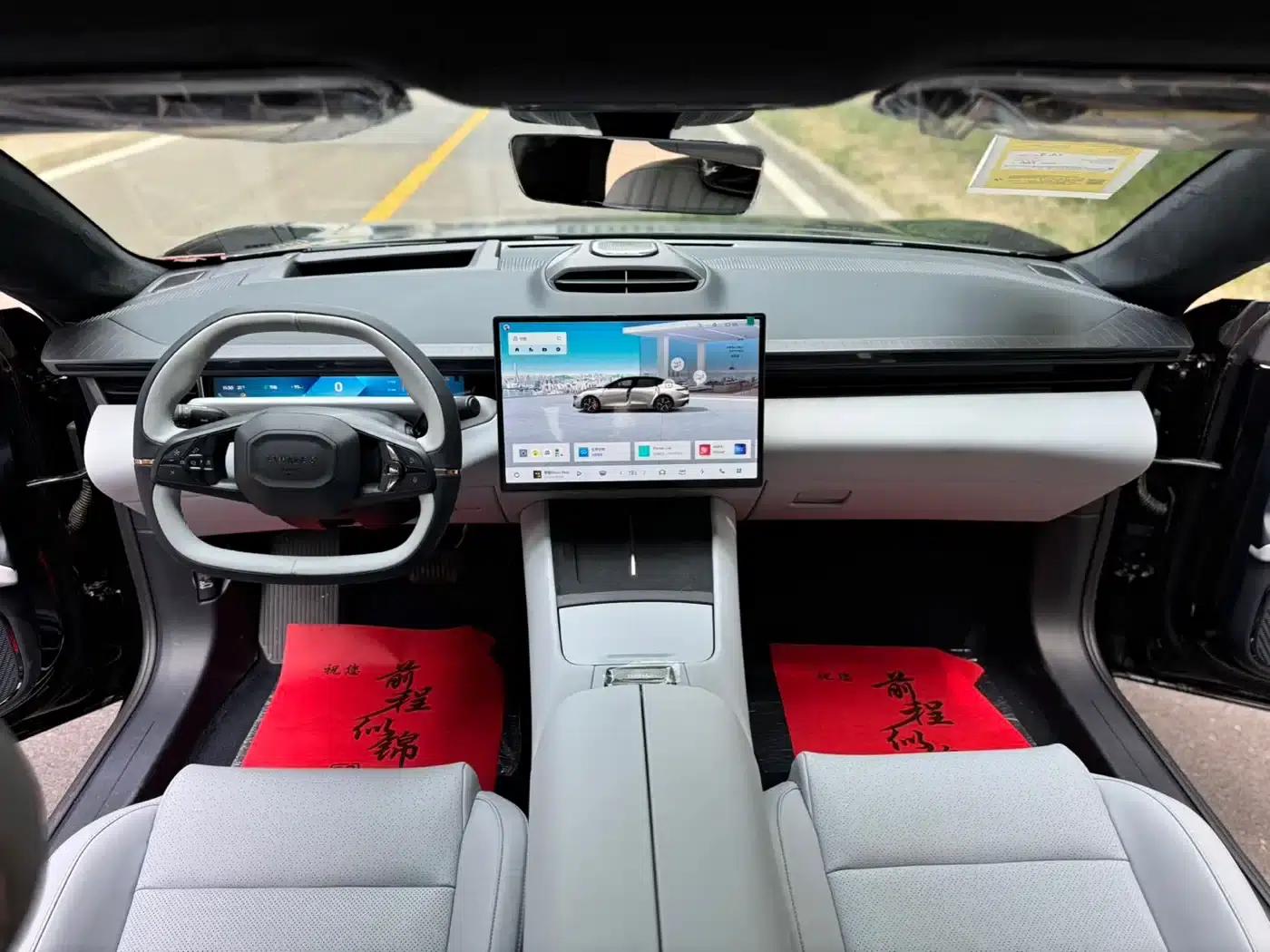 Lynk & Co Z10 2024 STARBUFF 95kWh 766km RWD — миниатюра 10