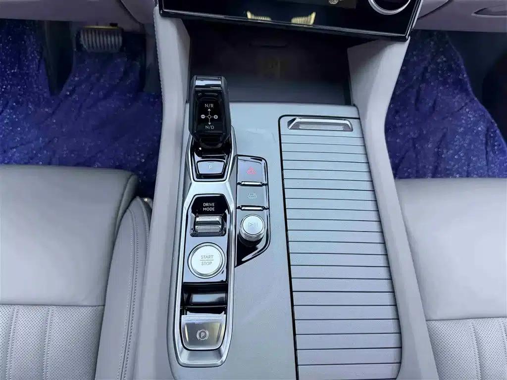 Lynk & Co 09 EM-P 2023 2.0TD EM-P Long Range Edition PM Six-Seater — миниатюра 15