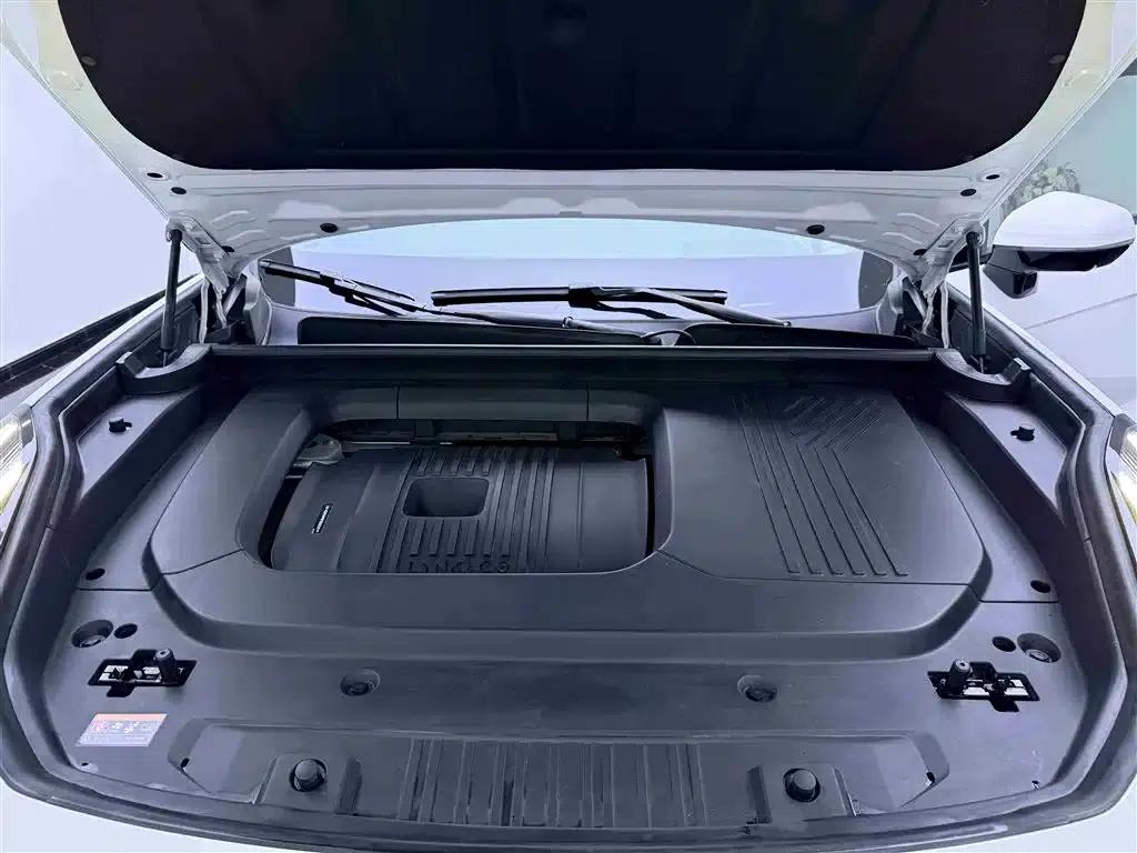 Lynk & Co 09 EM-P 2023 2.0TD EM-P Long Range Edition PM Six-Seater — миниатюра 23