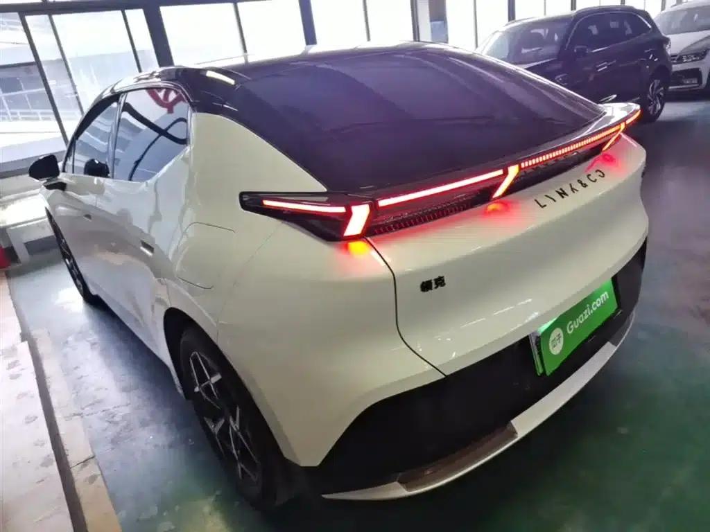 Lynk & Co Z20 2025 Model 530km RWD Pro — миниатюра 5