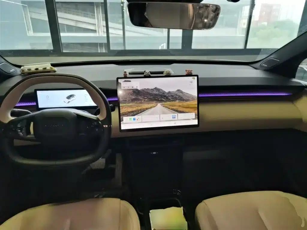 Lynk & Co Z20 2025 Model 530km RWD Pro — миниатюра 10