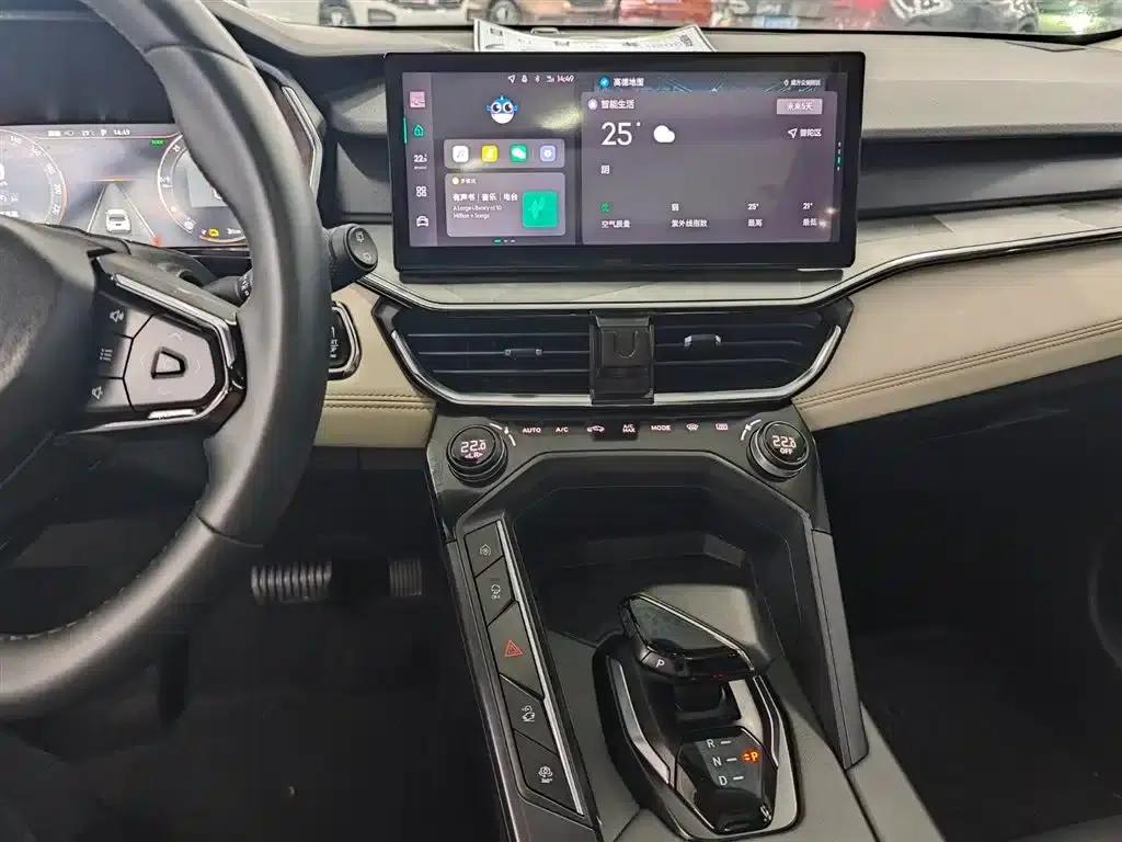 Lynk & Co 06 EM-P 2022 PHEV 84KM Range Pro — миниатюра 12