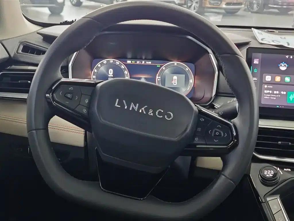 Lynk & Co 06 EM-P 2022 PHEV 84KM Range Pro — миниатюра 16