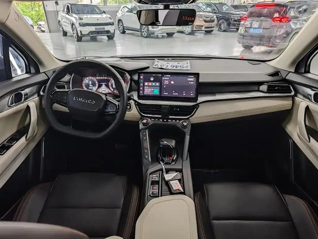 Lynk & Co 06 EM-P 2022 PHEV 84KM Range Pro — миниатюра 17