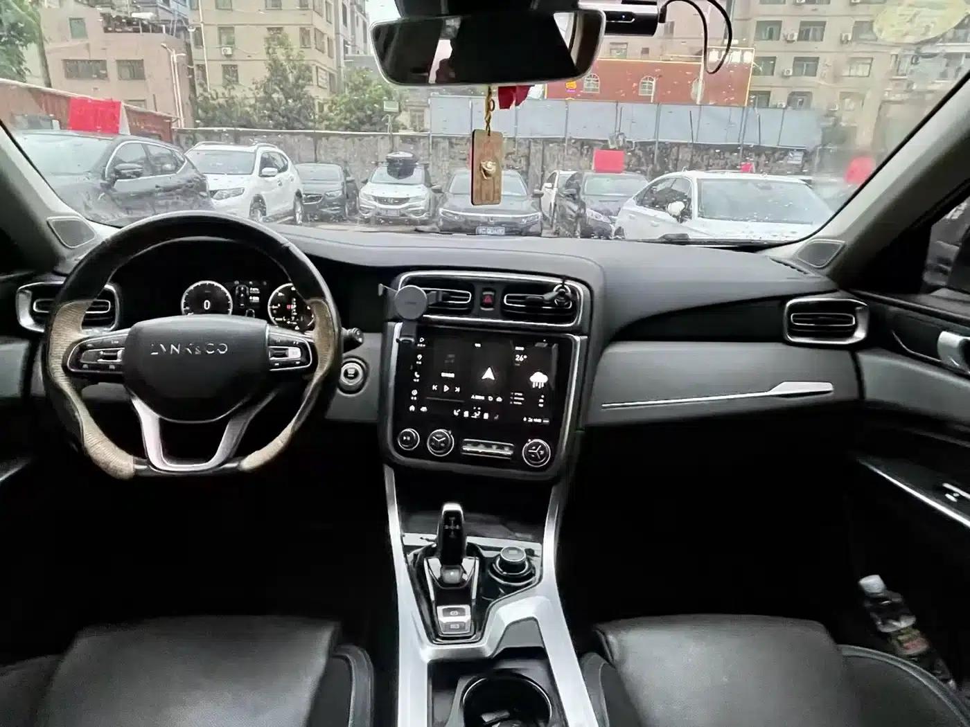Lynk & Co 01 EM-P 2019 1.5T PHEV Pro (National VI Emission Standard) — миниатюра 6