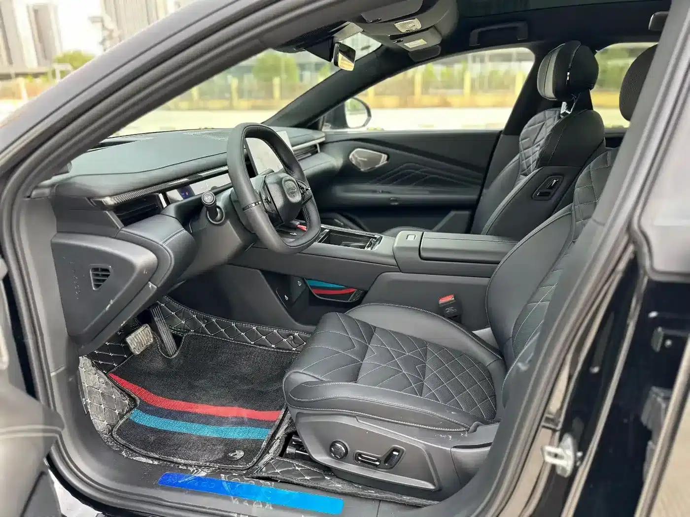 Lynk & Co 10 2025 Model 120 AWD Ultra — миниатюра 4