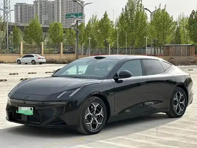 Lynk & Co 10 2025 Model 120 AWD Ultra