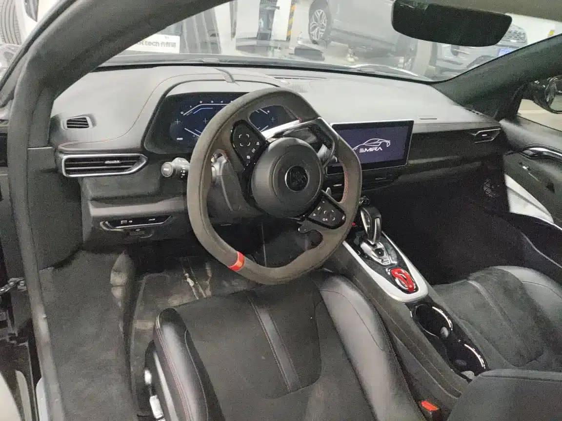 EMIRA 2021 2.0T DCT First Edition — миниатюра 5
