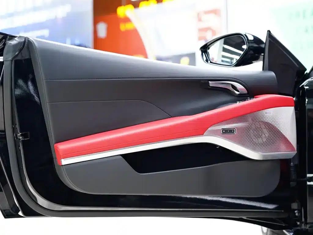 EMIRA 2021 2.0T DCT First Edition — миниатюра 25