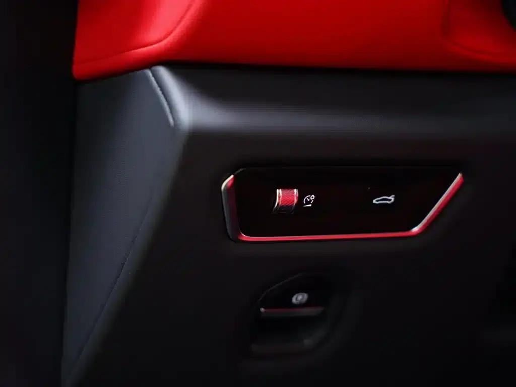 EMIRA 2021 2.0T DCT First Edition — миниатюра 32
