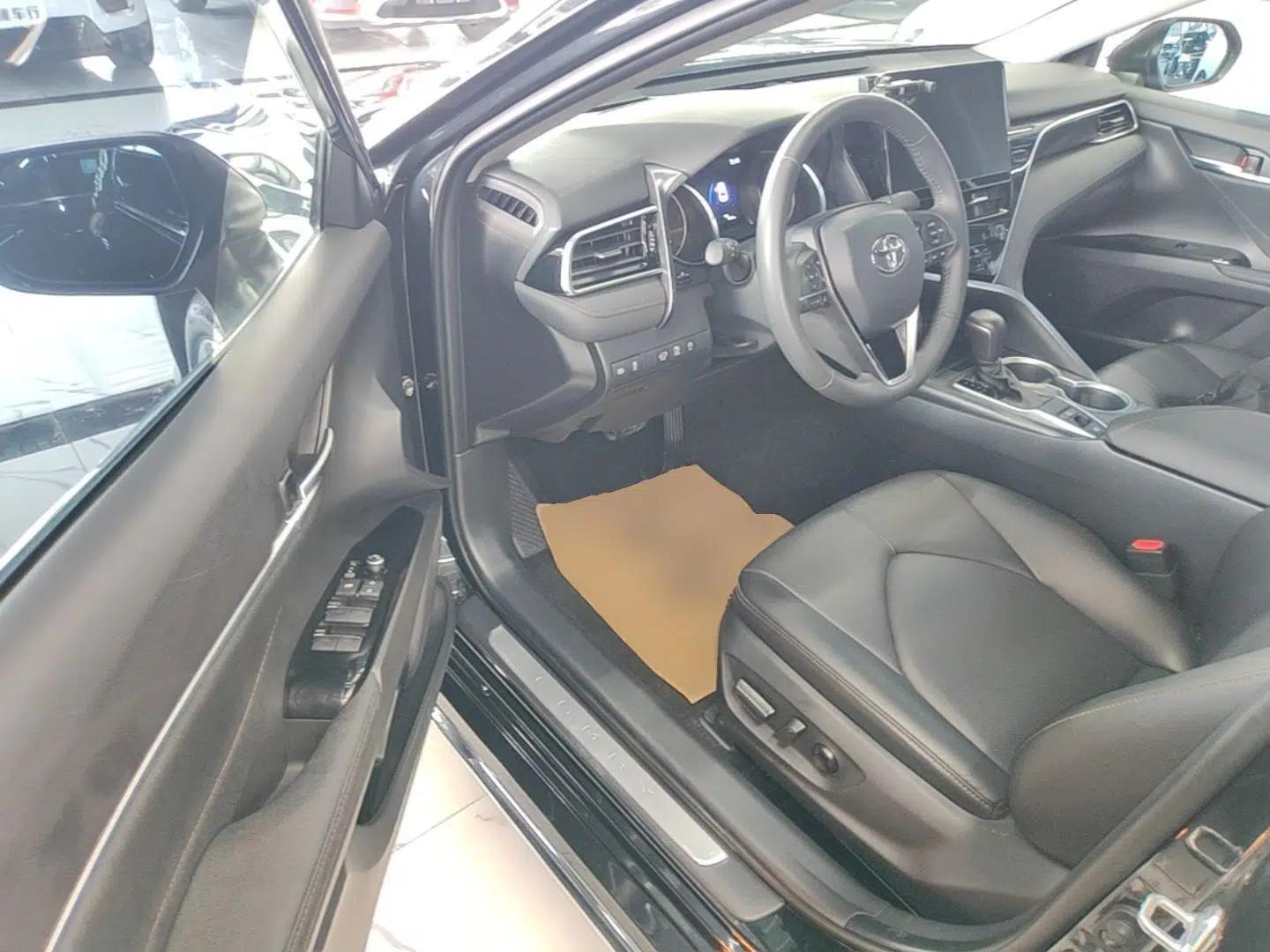 Toyota Camry 2023 2.0G Luxury Edition — миниатюра 19