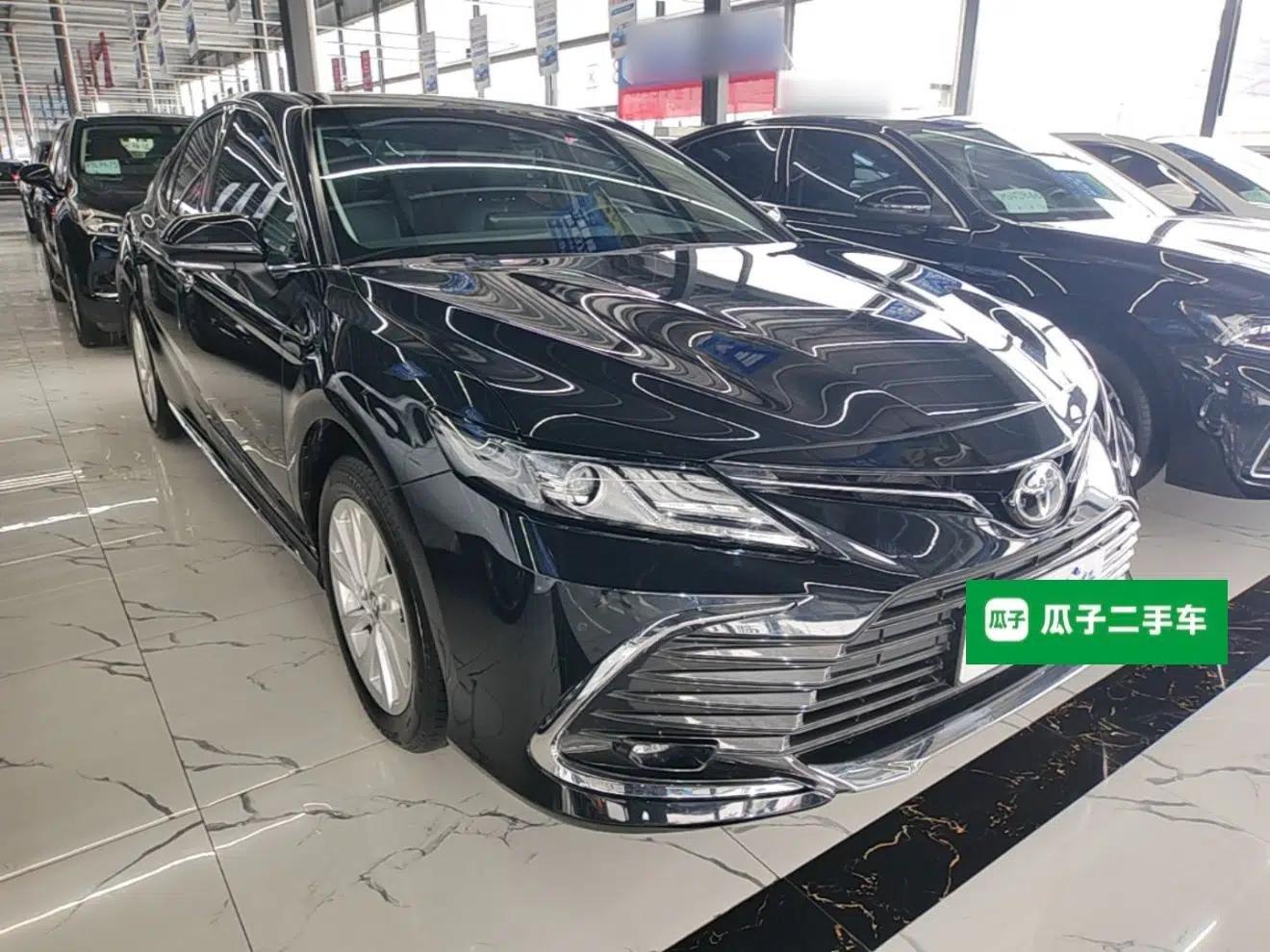 Toyota Camry 2023 2.0G Luxury Edition — миниатюра 3