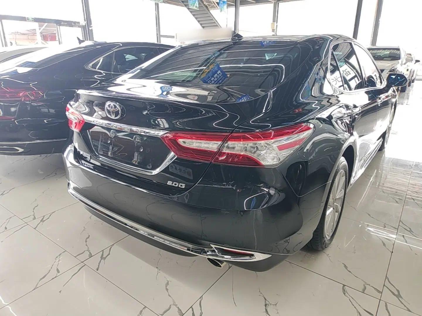 Toyota Camry 2023 2.0G Luxury Edition — миниатюра 6