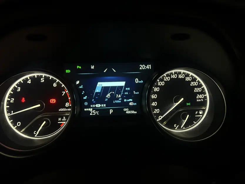 Toyota Camry 2021 2.0G Luxury Edition — миниатюра 9