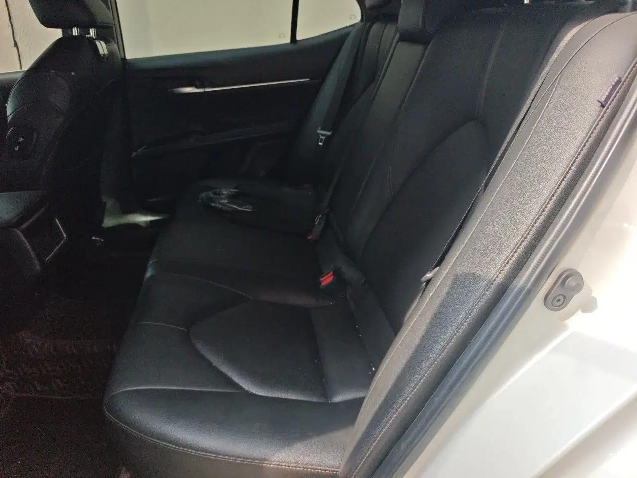 Toyota Camry 2021 2.5G Luxury Edition — миниатюра 18
