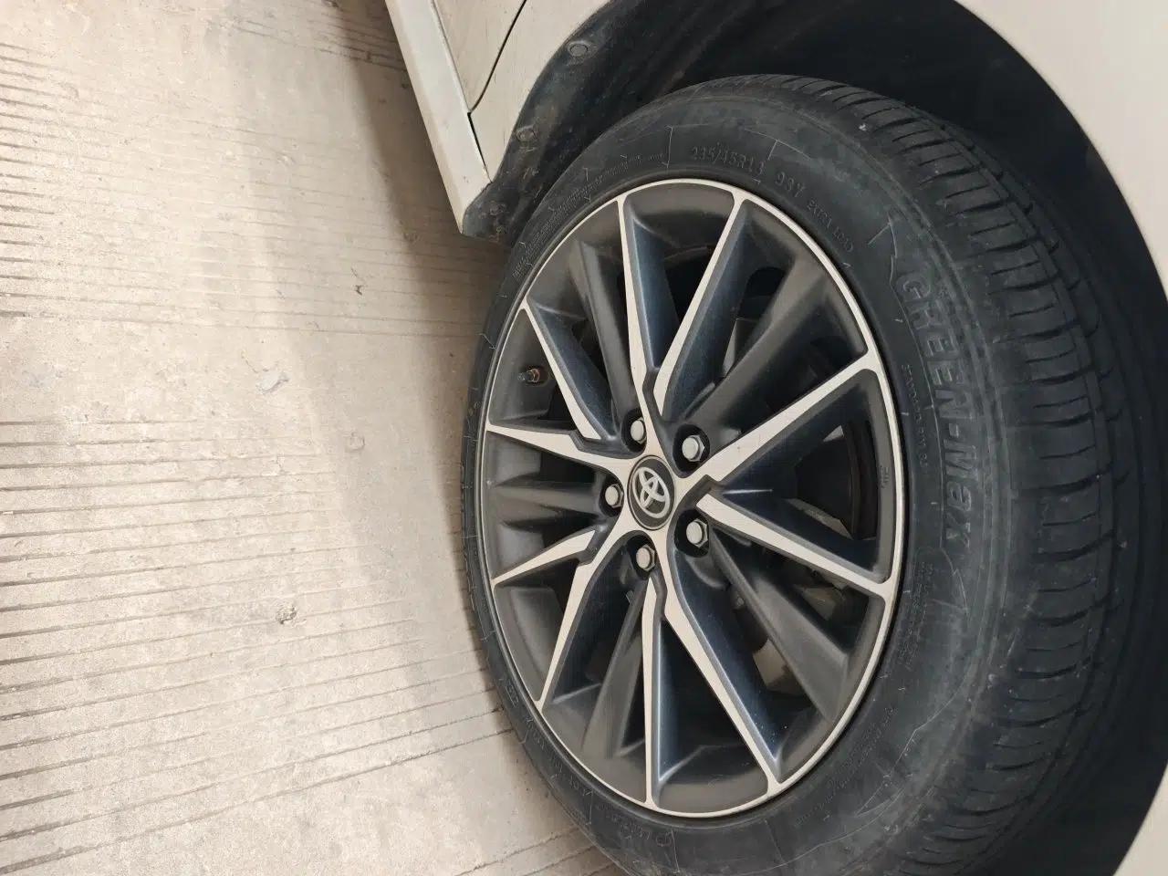 Toyota Camry 2021 2.5G Luxury Edition — миниатюра 8