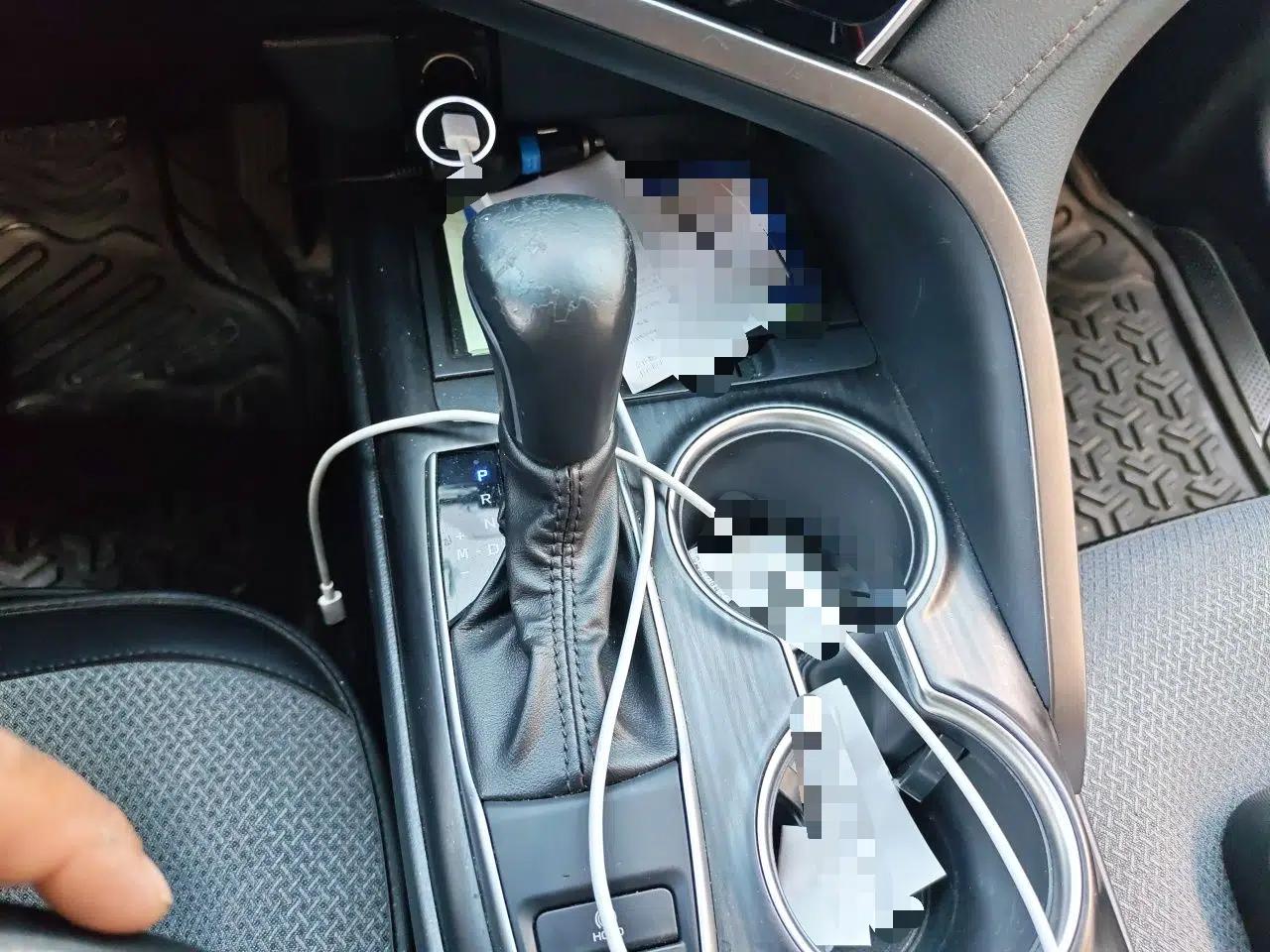Toyota Camry 2022 2.0GVP Premier Edition — миниатюра 15