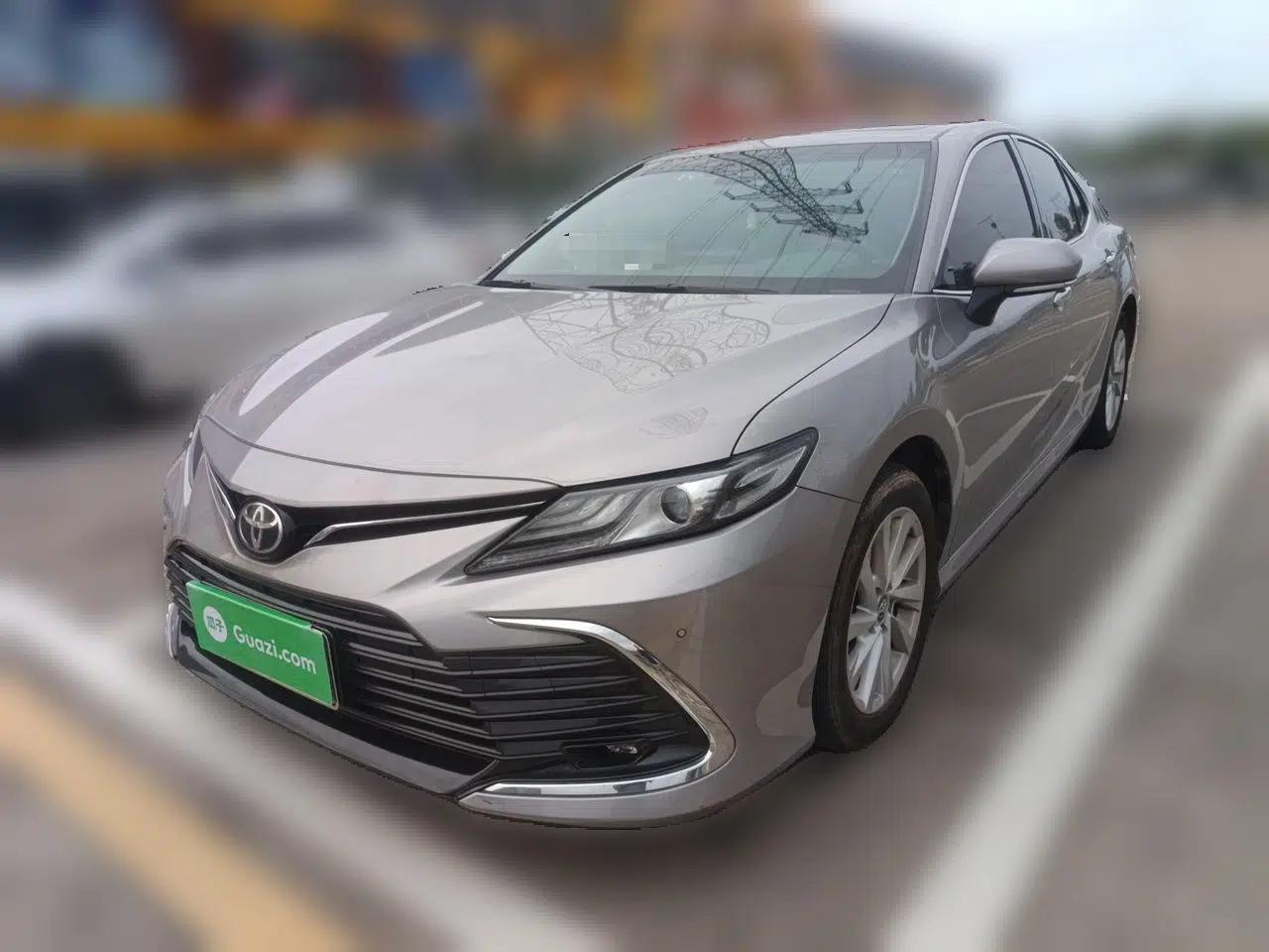 Toyota Camry 2021 2.0G Luxury Edition — миниатюра 1