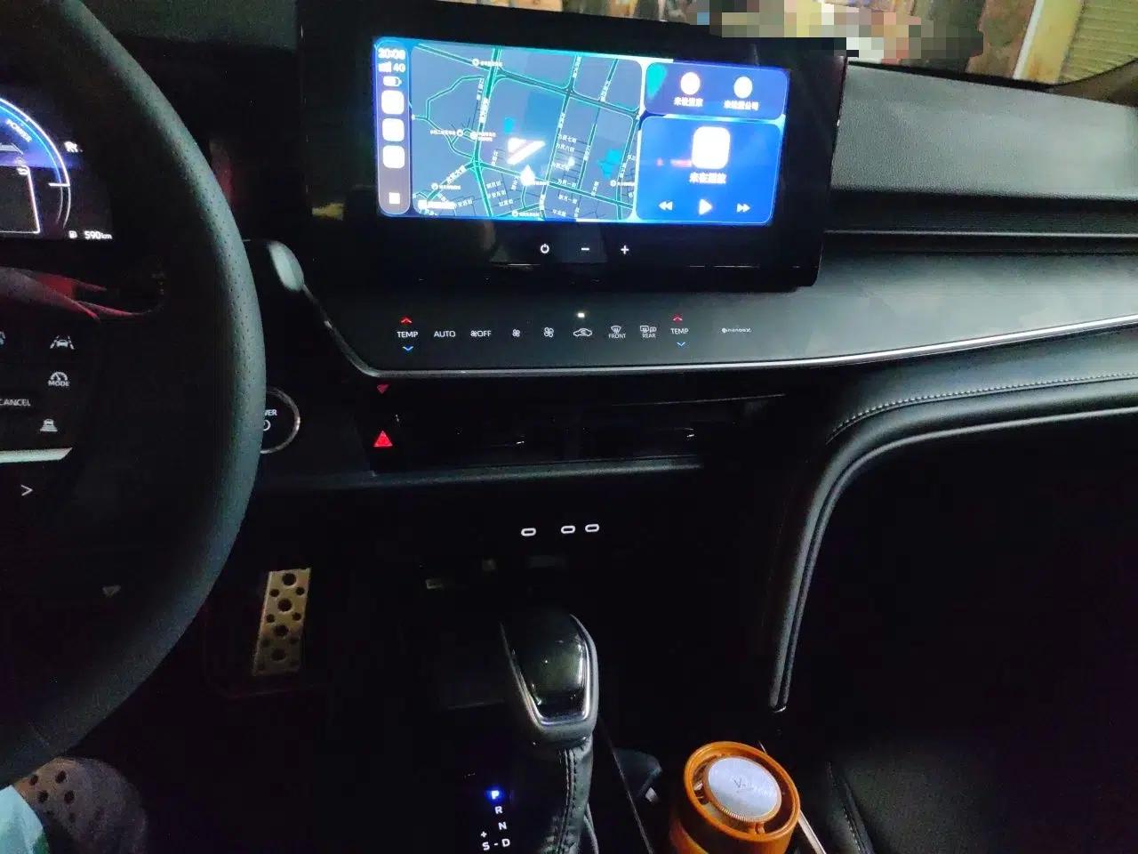 Toyota Camry 2026 Model Dual-Engine 2.0HSE Sport Lite Edition — миниатюра 14