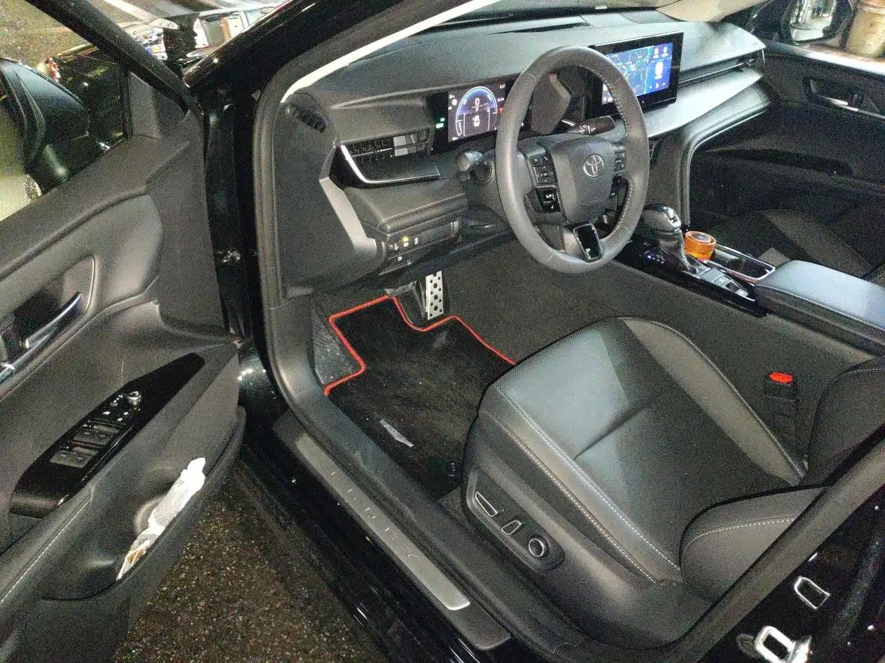 Toyota Camry 2026 Model Dual-Engine 2.0HSE Sport Lite Edition — миниатюра 17