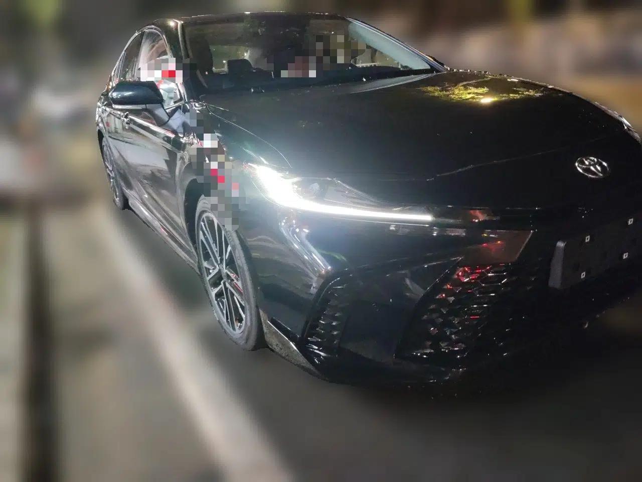 Toyota Camry 2026 Model Dual-Engine 2.0HSE Sport Lite Edition — миниатюра 3