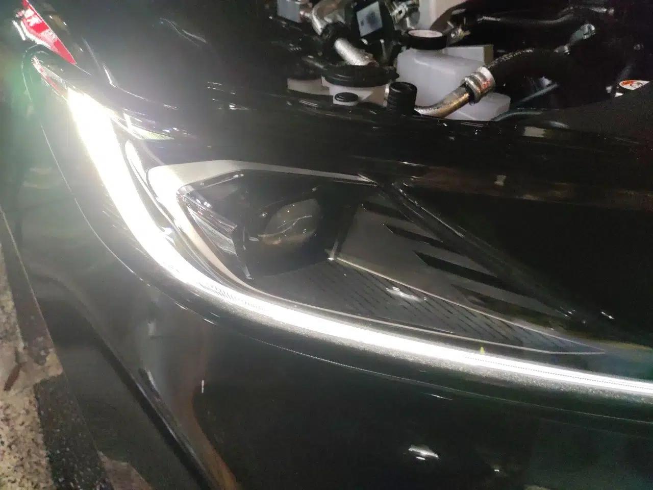 Toyota Camry 2026 Model Dual-Engine 2.0HSE Sport Lite Edition — миниатюра 7