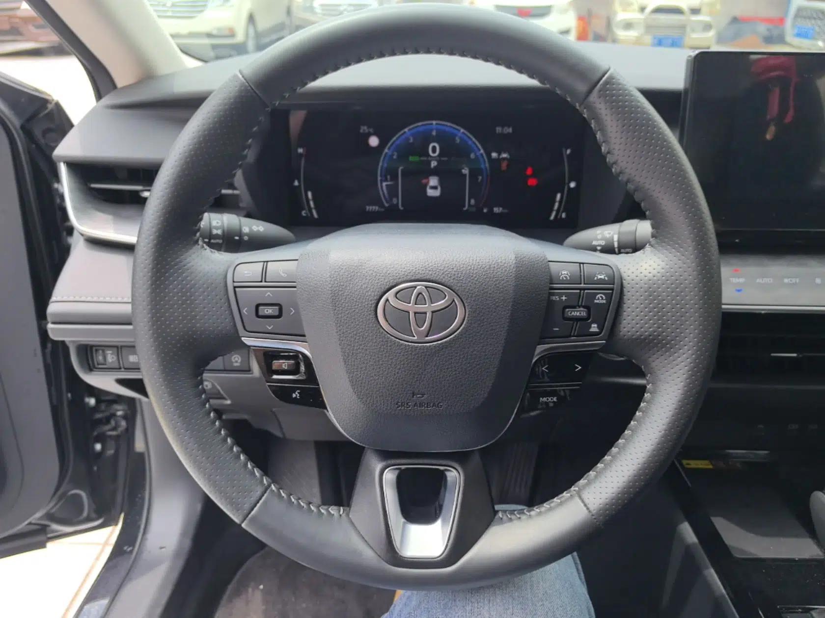 Toyota Camry 2024 2.0 GVP Luxury Edition — миниатюра 14