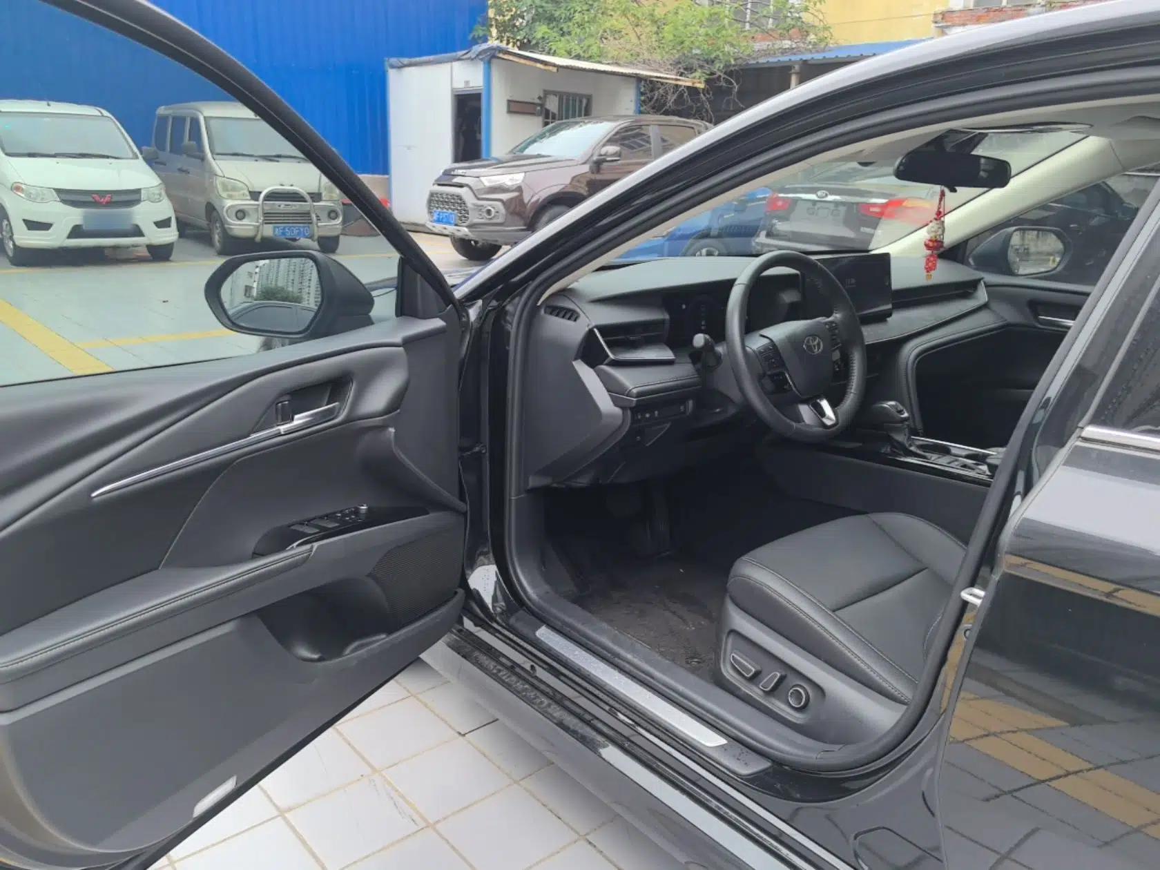 Toyota Camry 2024 2.0 GVP Luxury Edition — миниатюра 19