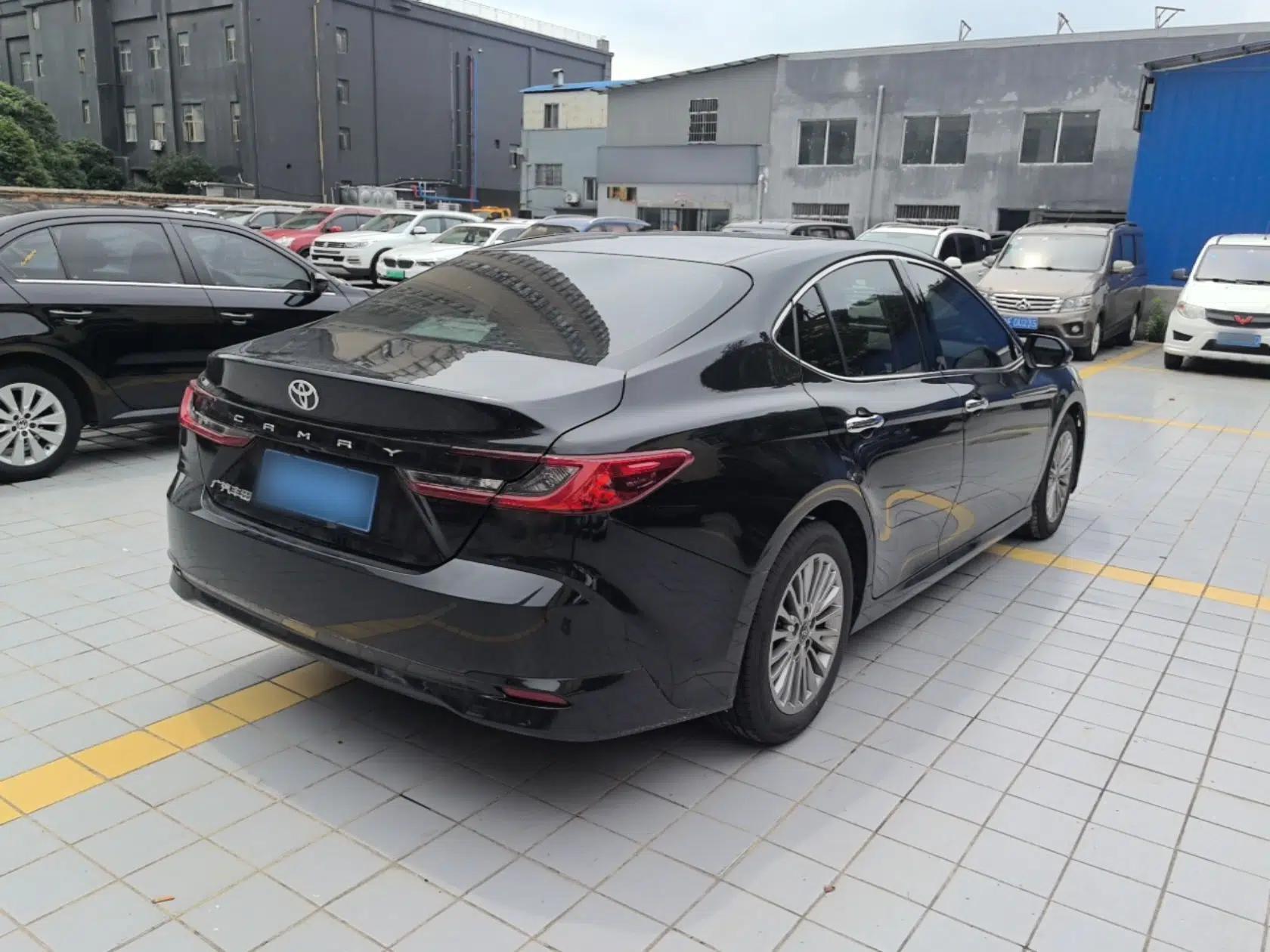 Toyota Camry 2024 2.0 GVP Luxury Edition — миниатюра 6