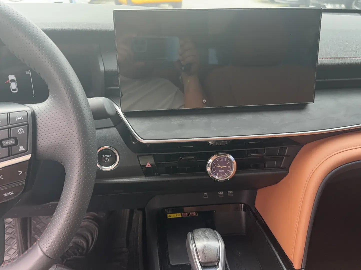 Toyota Camry 2024 Dual-Motor 2.0 HG Premium Edition — миниатюра 11
