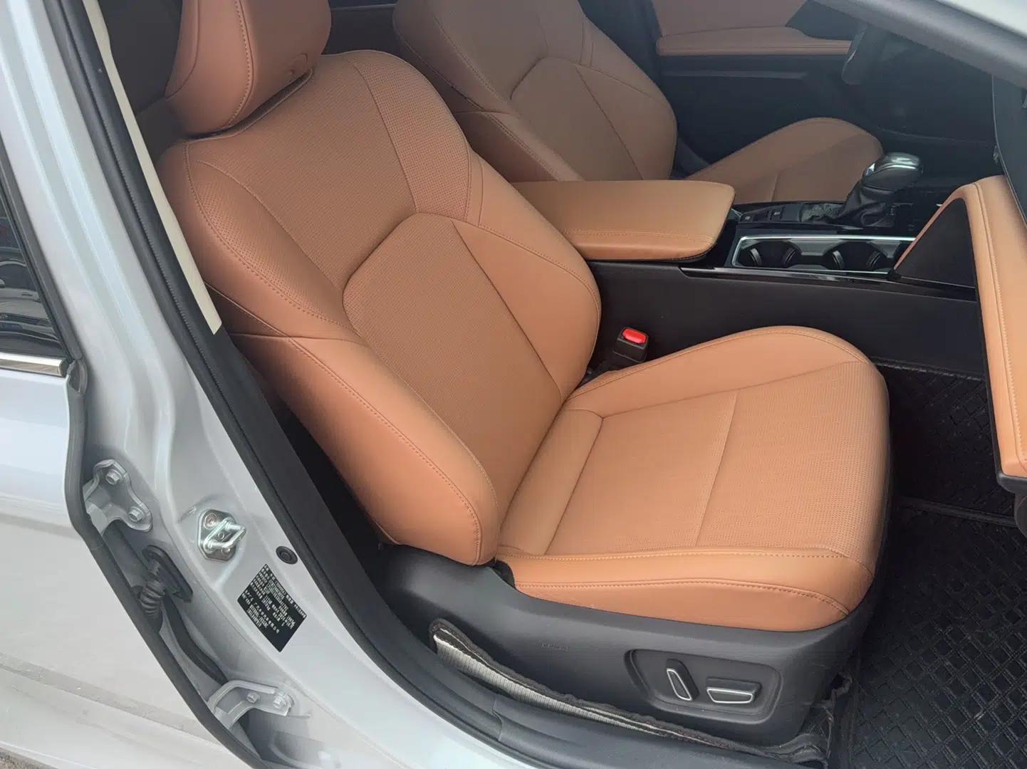 Toyota Camry 2024 Dual-Motor 2.0 HG Premium Edition — миниатюра 7