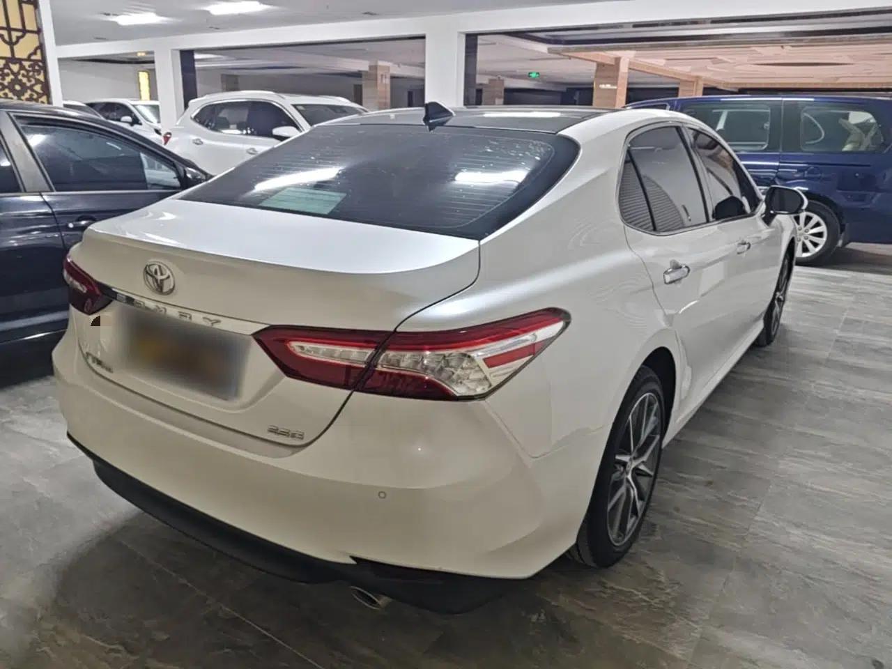 Toyota Camry 2021 2.5G Luxury Edition — миниатюра 6