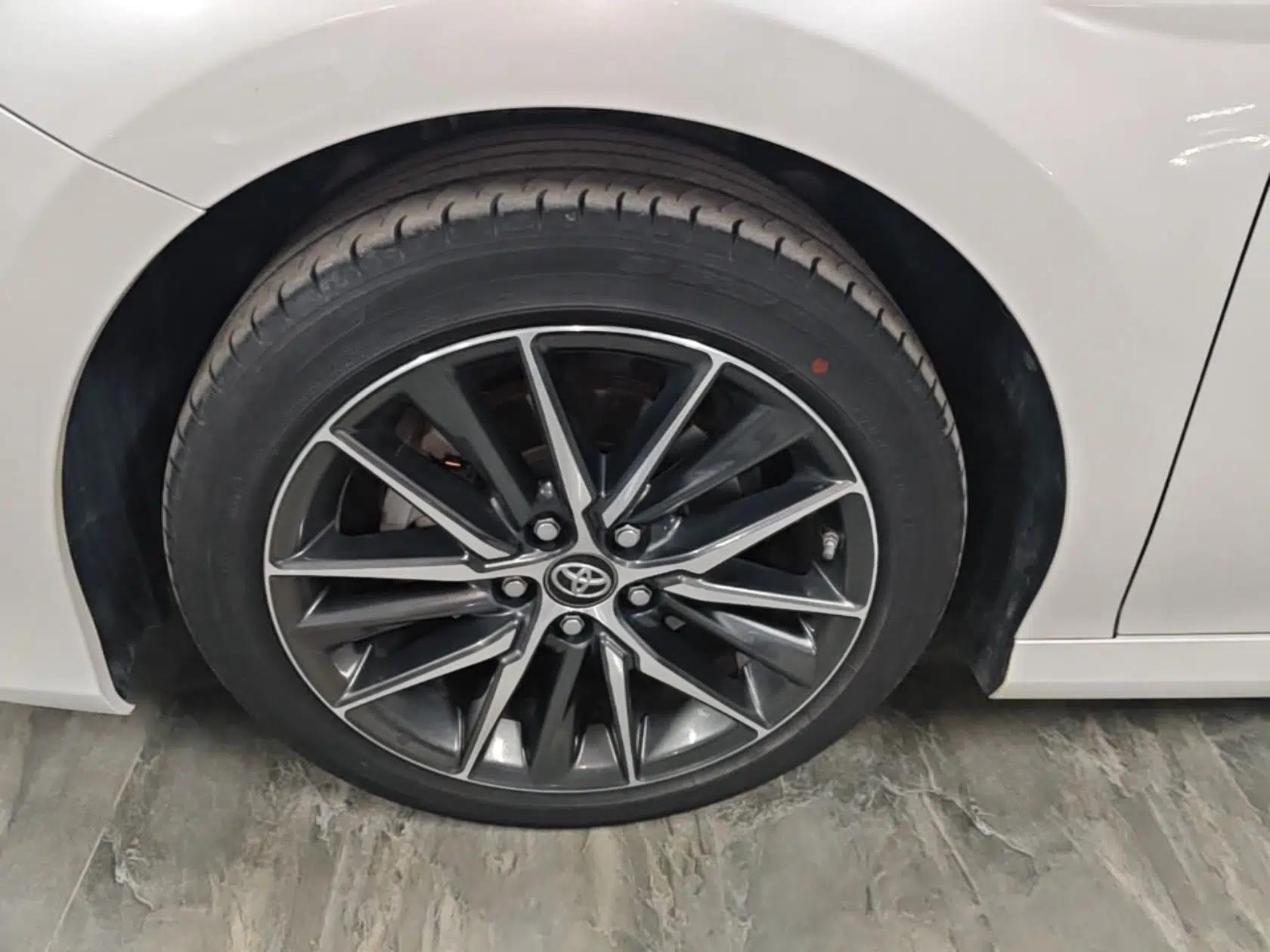 Toyota Camry 2021 2.5G Luxury Edition — миниатюра 8