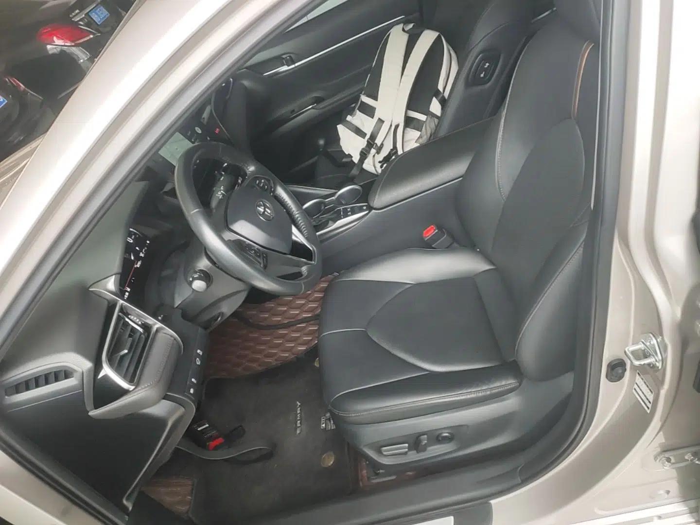 Toyota Camry 2023 Dual-Motor 2.5HG Luxury Edition — миниатюра 17