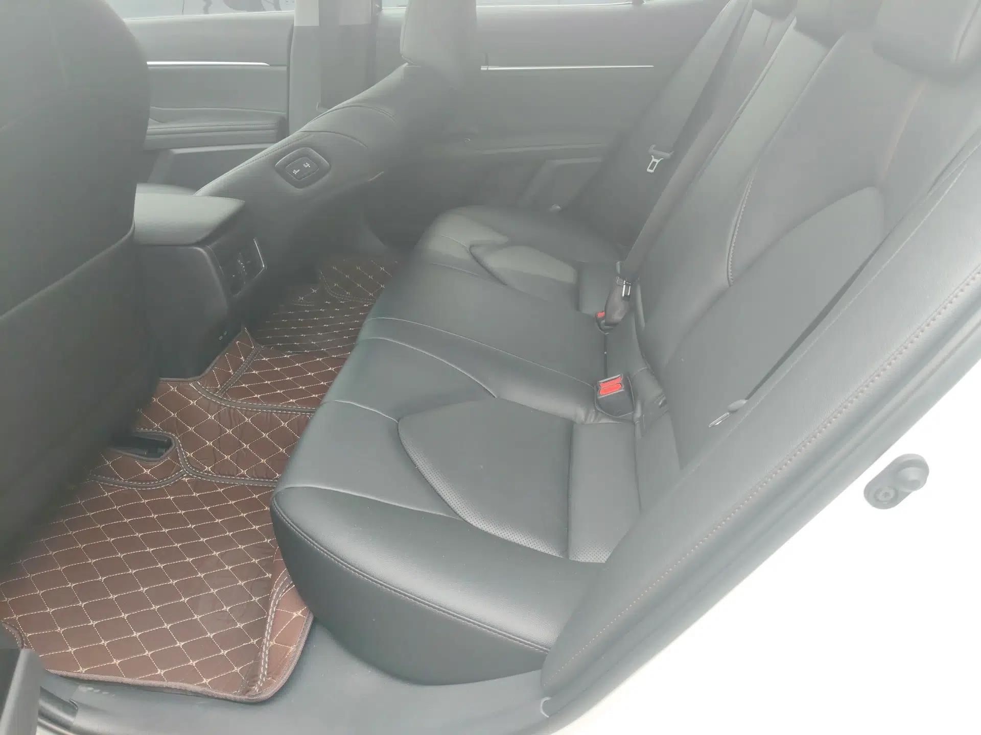 Toyota Camry 2023 2.0GVP Premier Edition — миниатюра 13