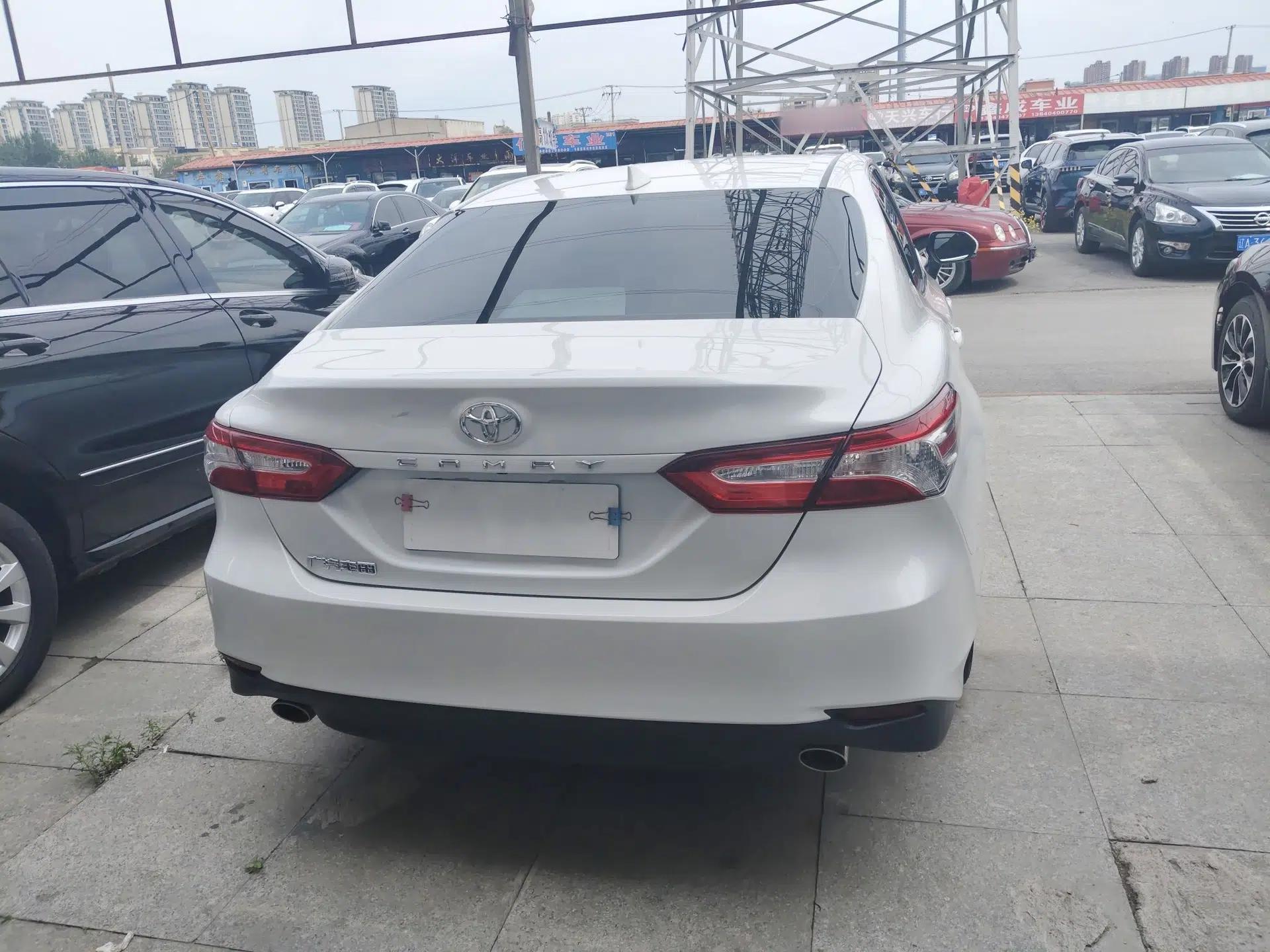 Toyota Camry 2023 2.0GVP Premier Edition — миниатюра 5