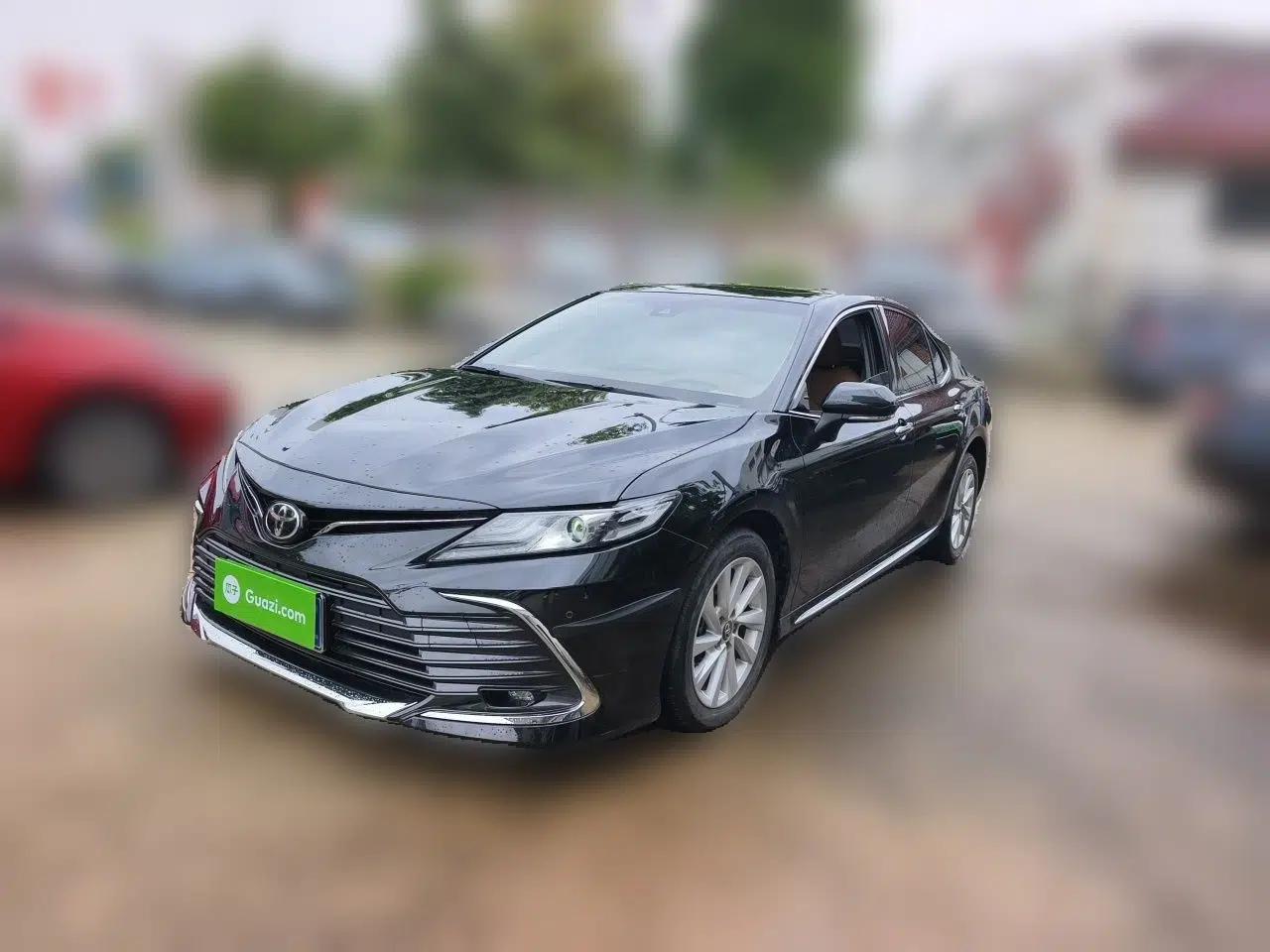 Toyota Camry 2023 2.0G Luxury Edition — миниатюра 1